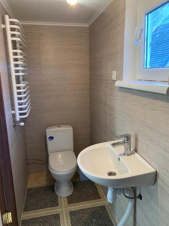 Вуличок Apartment Kamianets Podilskyi Bagian luar foto